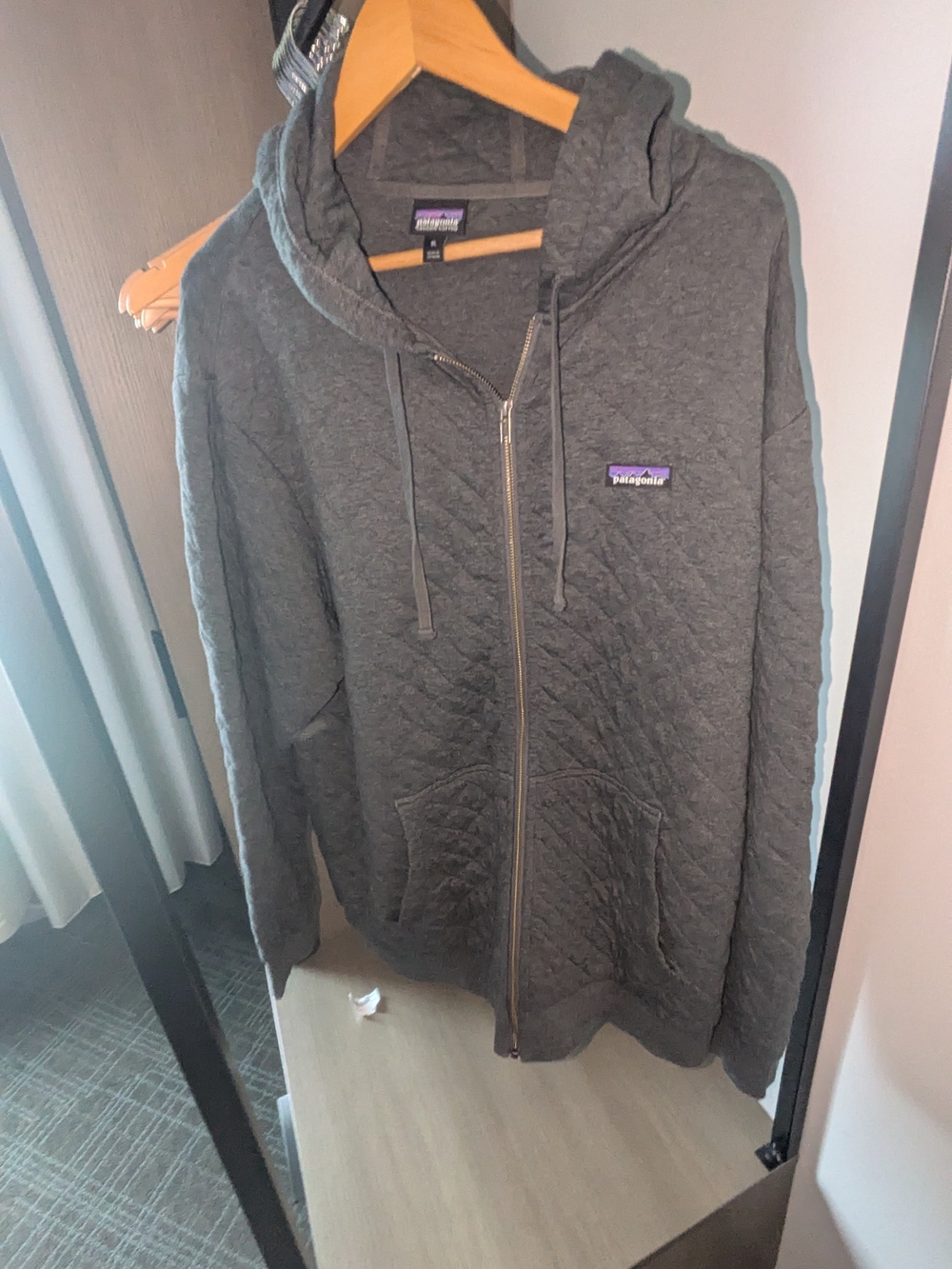 Patagonia Men's Quilted Full-Zip Hoodie - Dark Gray